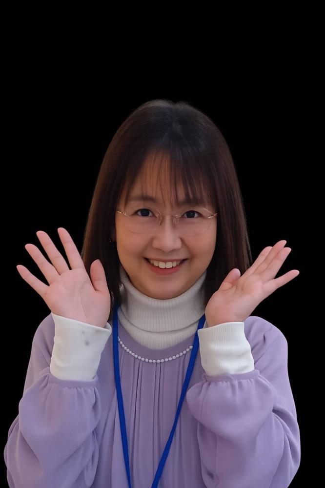 礒岡めぐみ